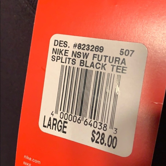 Men’s Nike T-shirt - Picture 2 of 2